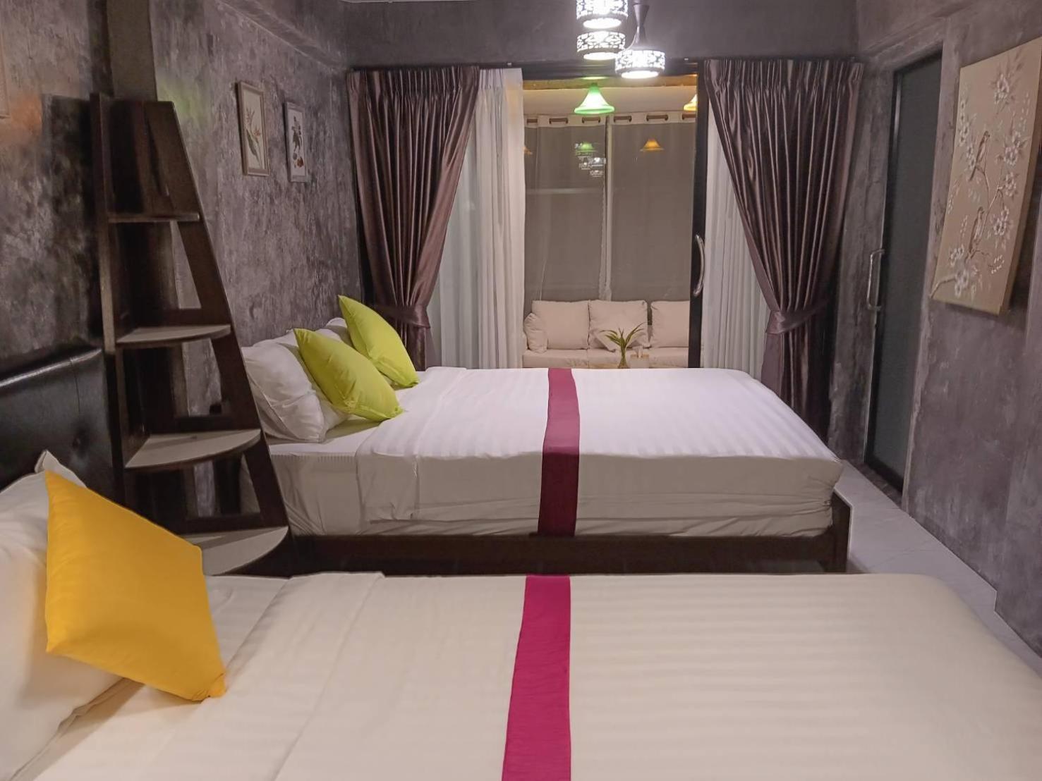 Alaska Pool Cafe&homestay2 * Nakhon Si Thammarat